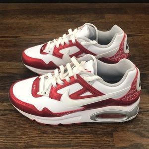 NIKE Air Max Skyline SL